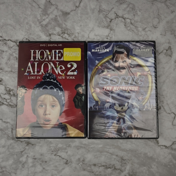Home Alone 2 and Sonic the Hedgehog DVD Set - Picture 3 of 5